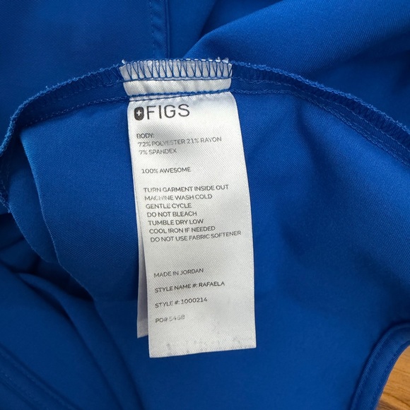 Figs Rafaela Oversized Scrub Top - Picture 4 of 6